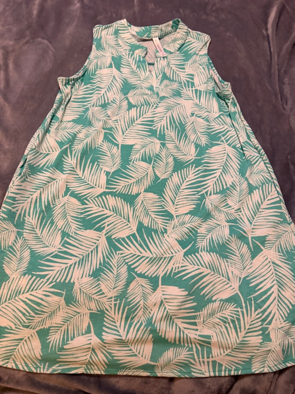 Dear Scarlett Large Tropical Palm Leaf Sleeveless Dress with Pockets